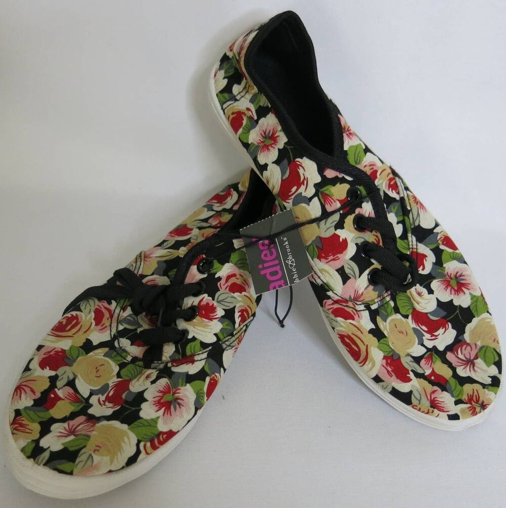 BOBBIE BROOKS *NWT* Floral Canvas Tennis Shoes Sneakers Size 8M Casual Fashion